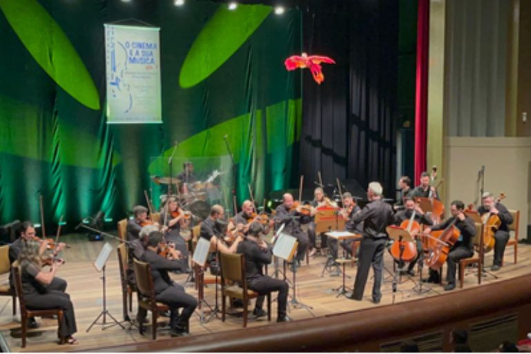 Brusque recebe concerto gratuito da Orquestra de Câmara de Blumenau
