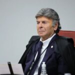 Fux é o terceiro a votar em nova sessão de julgamento de Bolsonaro