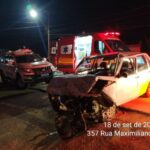 ATUALIZAÇÃO: Motorista é projetado para fora de carro após colisão em Brusque