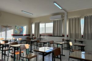 Governo de SC distribui mais 3 mil aparelhos de ar-condicionado para as escolas estaduais