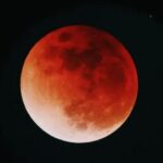 Lua de sangue: eclipse lunar total ocorre neste domingo