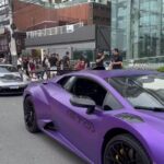Desfile de supercarros avaliado em R$ 150 milhões chama atenção em Balneário Camboriú