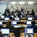 Por unanimidade, Comissão do Senado rejeita PEC da Blindagem