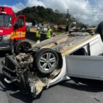 Capotamento na BR-101 em Barra Velha deixa cadeirante ferido