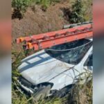 Adolescente de 13 anos morre atropelado após descer de ônibus em SC
