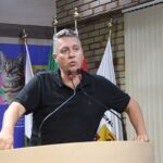 Jean Pirola questiona valor da gasolina em Brusque e incentiva busca por menor preço