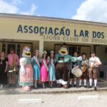 Realeza e mascotes da Fenarreco levam alegria ao Lar dos Idosos Lions Clube de Brusque