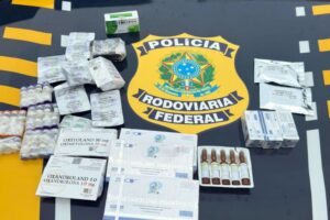 PRF apreende anabolizantes e emagrecedores na BR-101, em Araquari
