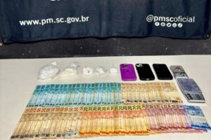 Loja usada como fachada para tráfico de drogas é descoberta pela PM em Itajaí
