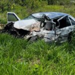 Motorista de carro morre após colisão com caminhão na Rodovia Jorge Lacerda