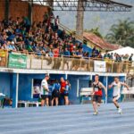 Atletismo da OLESC 2025 tem grandes destaques e marcas expressivas em Timbó