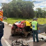 Tragédia na BR-282: homem morre em colisão entre carro e carreta Tragédia na BR-282: homem morre em colisão entre carro e carreta