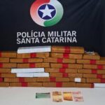 Polícia Militar apreende 19 quilos de maconha e detém dupla em Itajaí