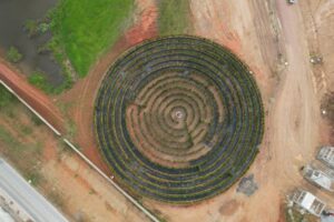 Guabiruba inaugura o maior labirinto do Sul do Brasil com presença da comitiva alemã