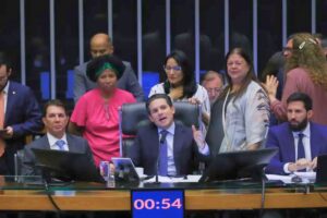 Câmara aprova regras para julgamentos do STF e envia texto ao Senado