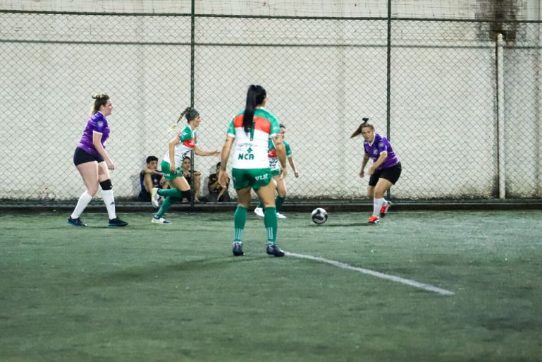 Rodada decisiva agita Society Feminino de Guabiruba com goleadas e empates