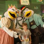 FOTOS: Fenarreco Mirim reúne centenas de crianças em tarde de diversão e música
