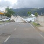 Rajadas de vento chegam a 100 km/h em SC e causam estragos em diversas cidades