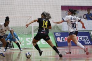 Barateiro Havan Futsal vence o Tubarão pelo campeonato estadual