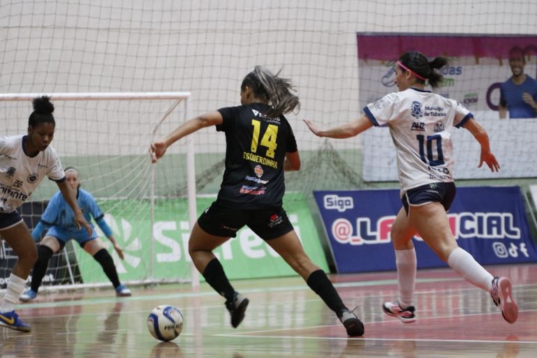 Barateiro Havan Futsal vence o Tubarão pelo campeonato estadual