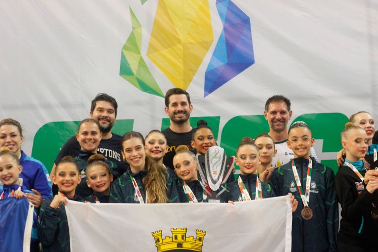 Brusque conquista o troféu geral da Ginástica Rítmica na Olesc 2025