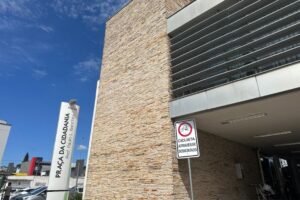 Secretaria de Obras assume manutenção da Praça da Cidadania