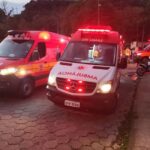 Acidente entre motos em Blumenau termina com três pessoas hospitalizadas