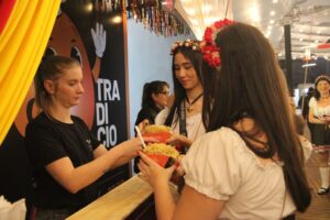 Restaurantes locais estreiam na Fenarreco e fazem história na festa mais tradicional de Brusque