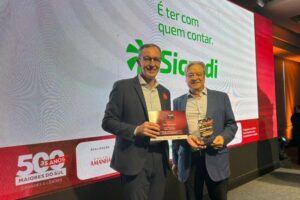 Sicredi alcança posição inédita como maior empresa da Região Sul