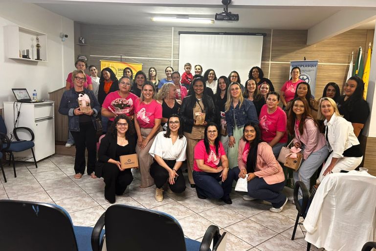 SINTRICOMB promove evento alusivo ao Outubro Rosa voltado à saúde da mulher