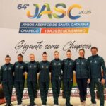 Brusque inicia caminhada nos Jasc com aproximadamente 180 atletas