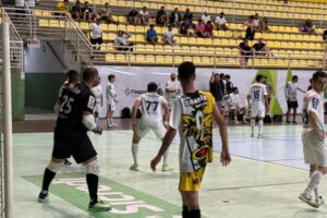 Nanpe e Tropa do F8 estão na final do futsal de Brusque
