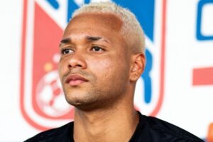 Carlos Renaux anuncia lateral-esquerdo Gerson Lima