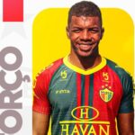 Brusque FC SAF anuncia a contratação do lateral esquerdo João Felix