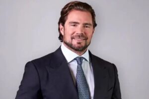 Banco Master: Daniel Vorcaro deixa prisão e usará tornozeleira eletrônica, após decisão do TRF-1