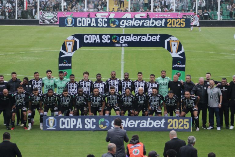 Figueirense bate Joinville e ergue o troféu da Copa SC no Orlando Scarpelli