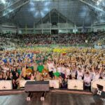 Mais de 2,2 mil alunos se formam no Proerd com festa emocionante em Brusque