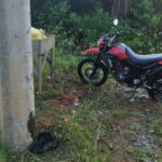 Motociclista fica ferido após sair da pista e colidir com poste em Botuverá