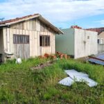 Ventania arranca telhado de lanchonete em São Francisco do Sul