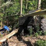 Trabalhador morre prensado por árvore durante corte em SC