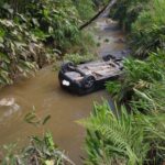 Capotamento em ribeirão mobiliza bombeiros em Botuverá