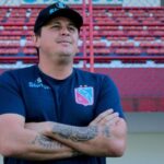 Carlos Renaux renova com técnico Diego Corrêa para o Catarinense 2026