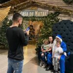 Veja quando encontrar o Papai Noel na Casa de Natal da Havan de Brusque