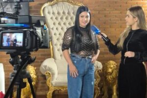 De Brusque para o Brasil: Sara Maeli Bueno é revelação do sertanejo