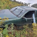 Idoso morre após carro sair da pista e capotar em ribanceira