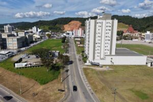 Samae inicia recuperação asfáltica na rua Vendelino Maffezzolli nesta sexta-feira (14)