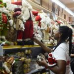 Comércio de Brusque terá horário especial de Natal e sorteios de prêmios; saiba como participar