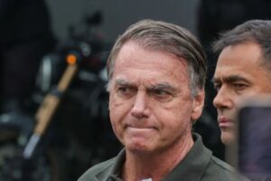 Audiência de custódia mantém prisão de Bolsonaro; STF julga recurso nesta segunda