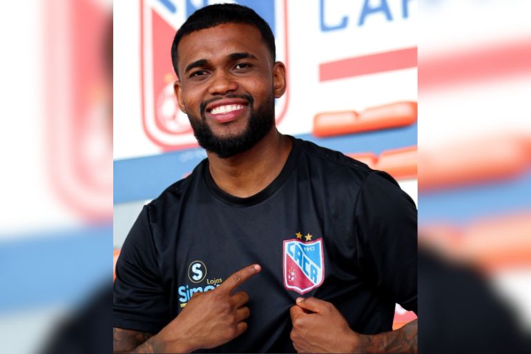 Carlos Renaux reforça meio-campo com nova contratação