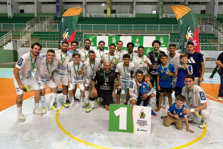 Nanpe vence final e conquista o tricampeonato do Municipal de Futsal de Brusque